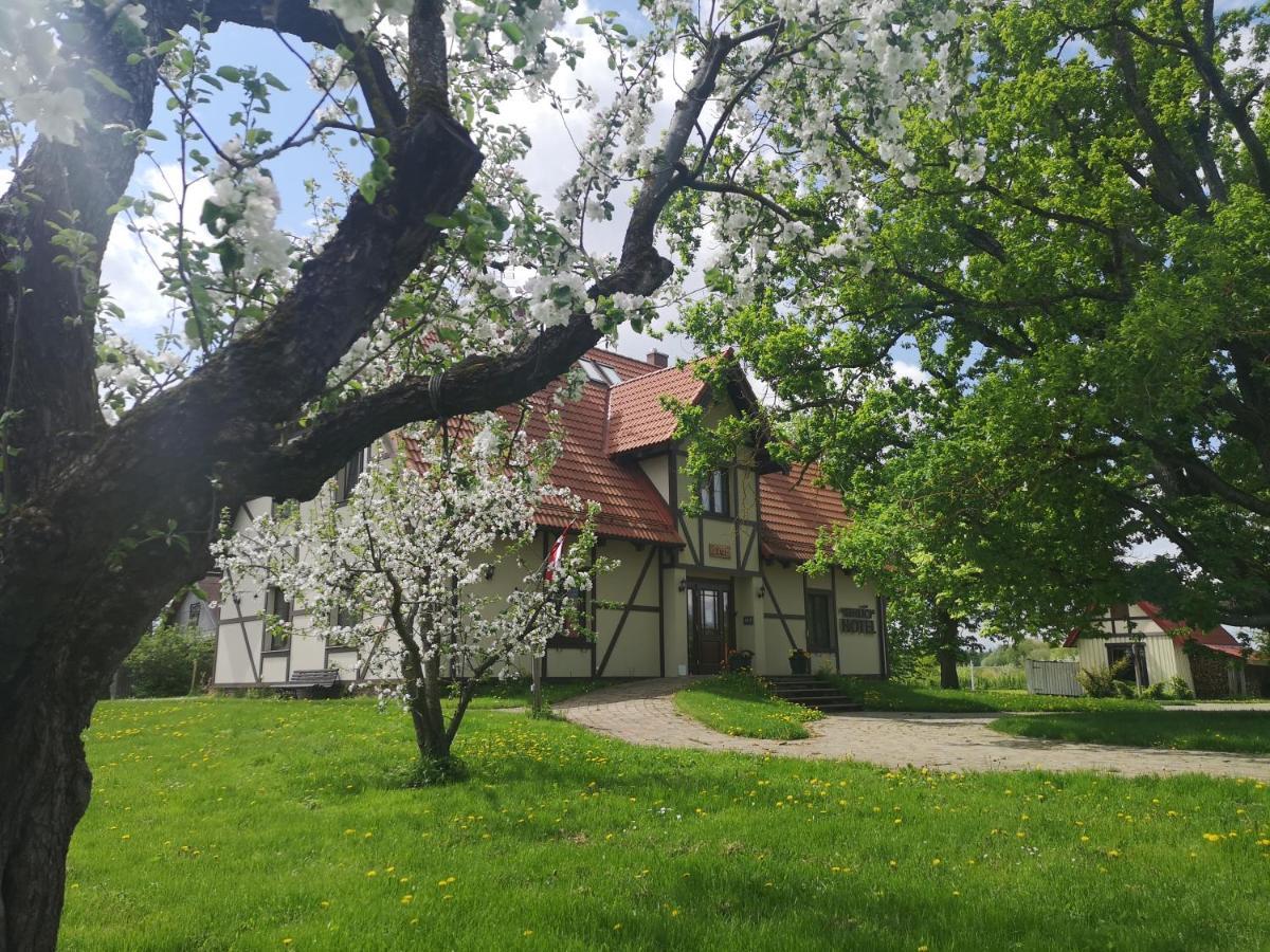Hotel Senlici Jelgava Exterior foto
